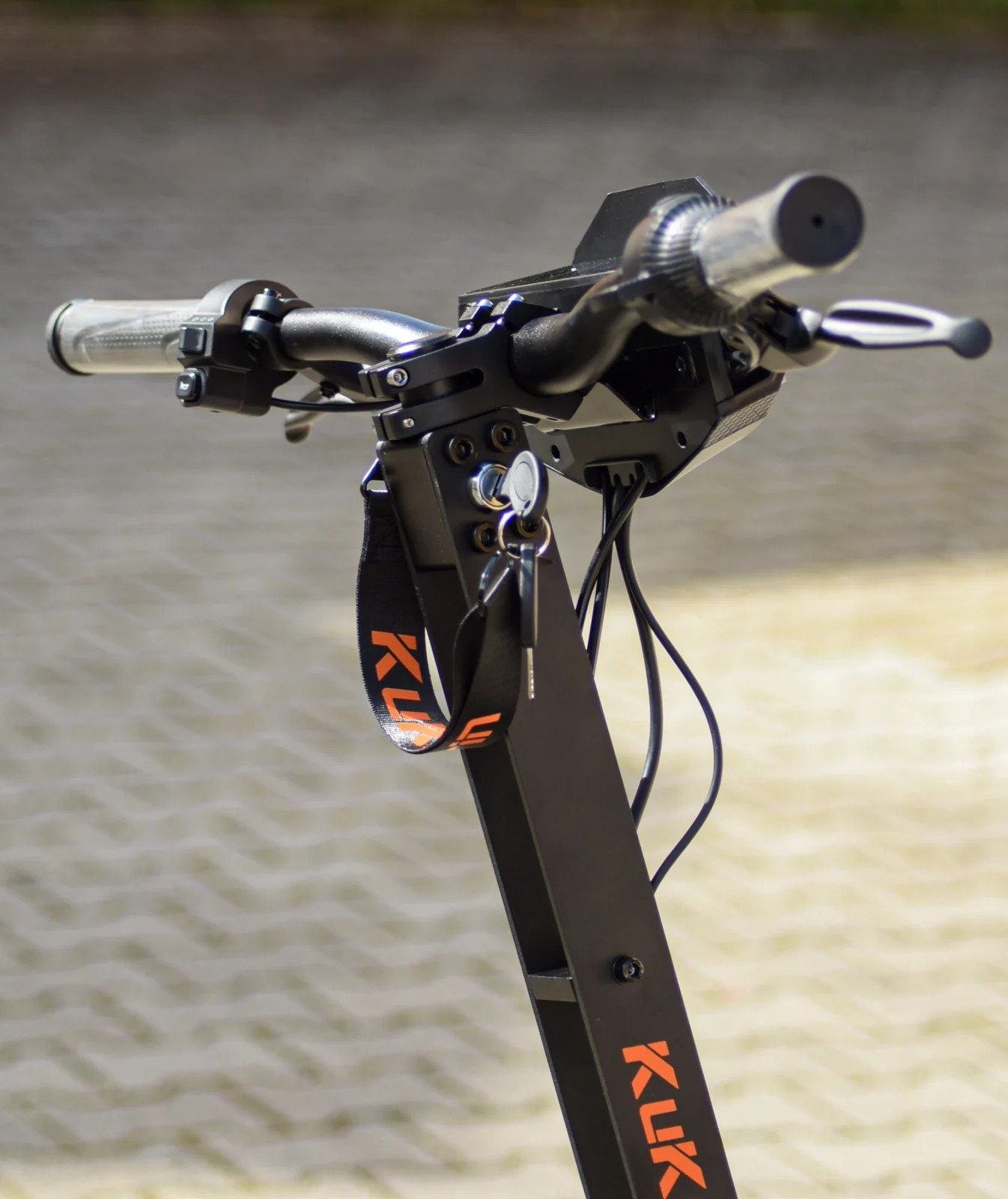 KuKirin G4 (Ed. 2025), Trotinetă electrică, 70km/h, 2000W, 60V 20Ah, 1200Wh, 75km autonomie - imagine 8